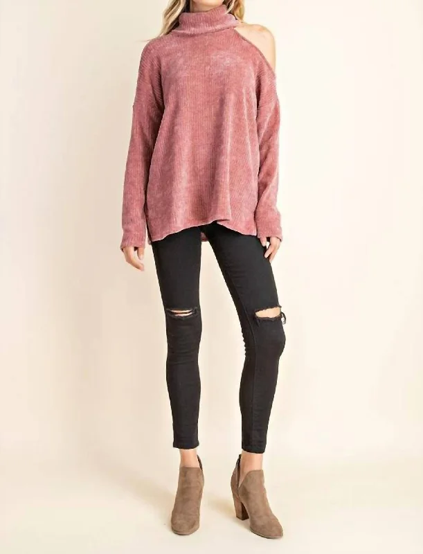 Cold Shoulder Turtleneck Sweater In Mauve Tailored Straight A-Line
