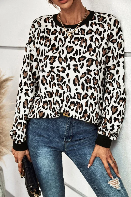 Leopard Round Neck Dropped Shoulder Sweatshirt Hoodie with Sequins Glamorous Eye-catching Leopard Round Neck Dropped Shoulder Sweatshirt Hoodie with Sequins Glamorous Eye-catching