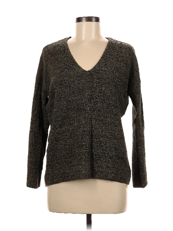 Pullover Sweater Zippered Front Buttoned Front Snap Front