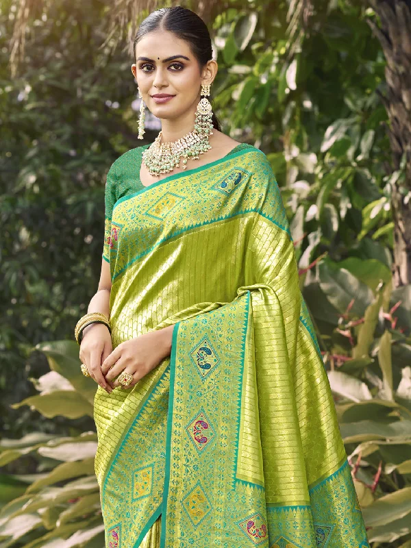 Women Sea Green Silk Saree With Un Stitched Blouse Peter Pan Collar Blouse