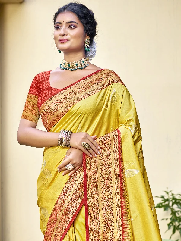 Women Yellow Silk Saree With Un Stitched Blouse Soft Knit Blouse