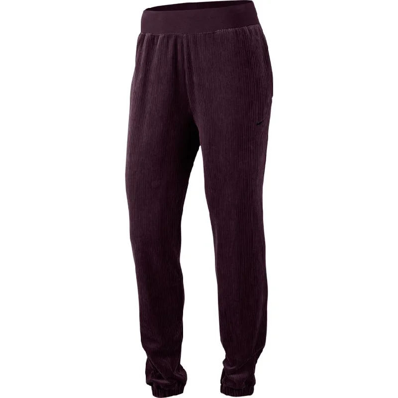 Women’s Nike Sportswear Velour Pants Classic Pleated Pants