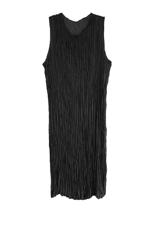 Jaya Pleated Dress- Black
