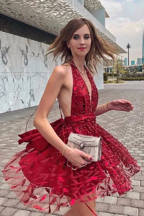 Sexy Red Halter V Neck Beads Lace Appliques Homecoming Dresses Short Cocktail Dress H1118 Sexy Red Halter V Neck Beads Lace Appliques Homecoming Dresses Short Cocktail Dress H1118