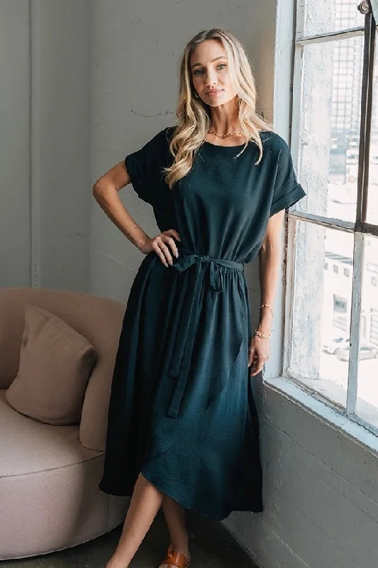 Solid Maxi Dress with Adjustable Front Knot Comfortable Long-Sleeve Maxi Dress