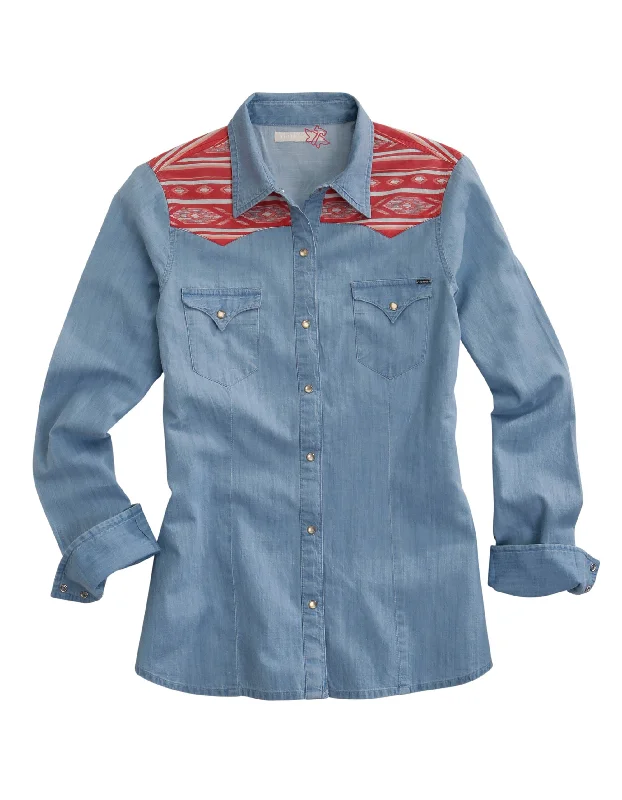 WOMENS LONG SLEEVE SNAP DENIM WITH CONTRAST FRONT AND BACK YOKES WESTERN SHIRT Front Pockets Side Pockets Patch Pockets WOMENS LONG SLEEVE SNAP DENIM WITH CONTRAST FRONT AND BACK YOKES WESTERN SHIRT Front Pockets Side Pockets Patch Pockets