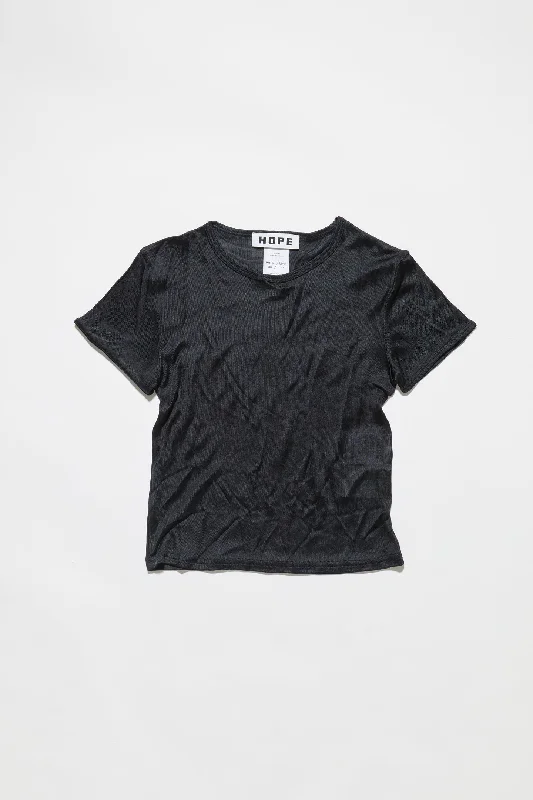 Fitted Cropped T-Shirt Cozy Warm Stylish
