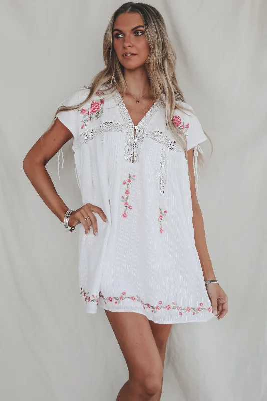 FOR LOVE & LEMONS Jolene Embroidered Mini Dress Trendy Off-Shoulder Dress Mini