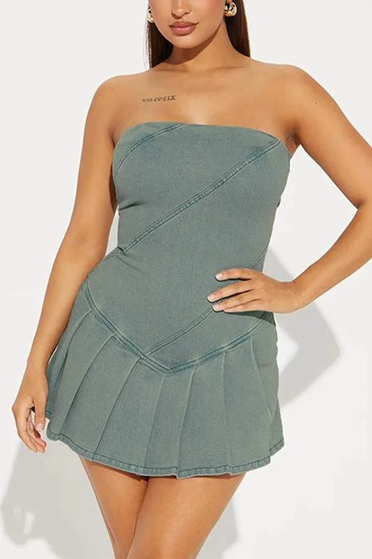 SLEEVELESS PLEATED MINI DRESS Cozy Ribbed Mini Dress