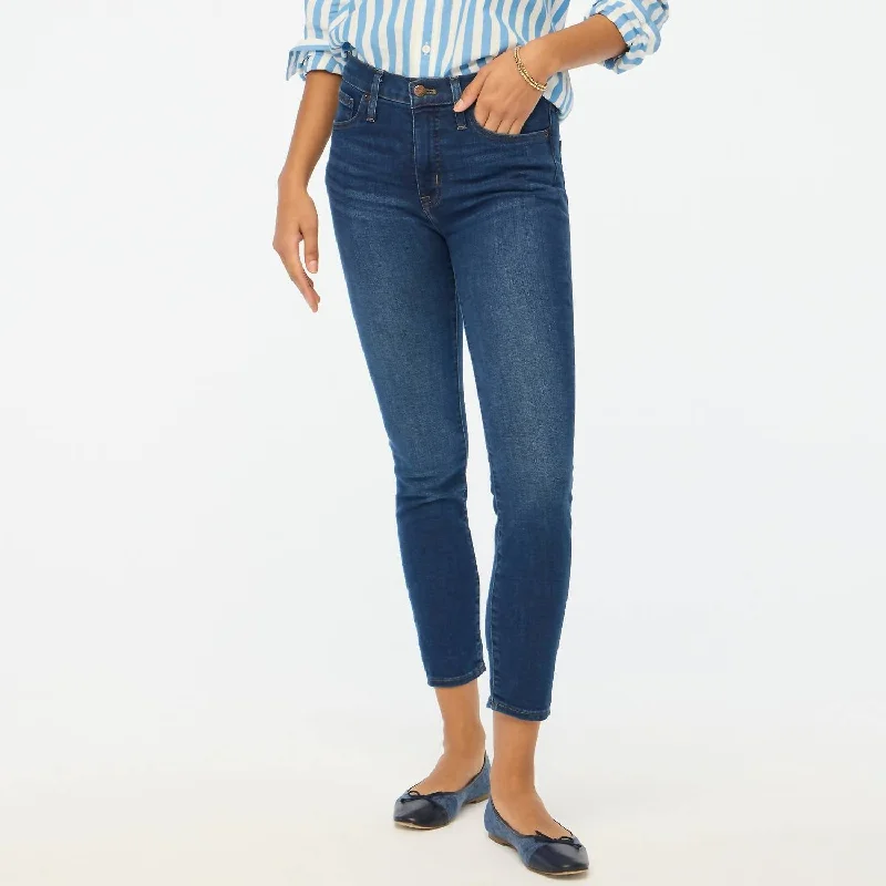 9" Mid Rise Skinny Jean In Blue Casual Skinny Fit Jeans