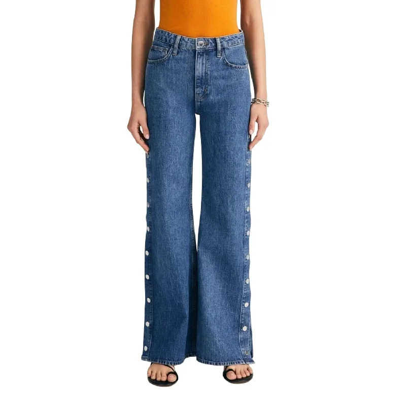 Nolan Side Snap Wide Leg Jean In Canal Trendy Cut-Off Denim Shorts